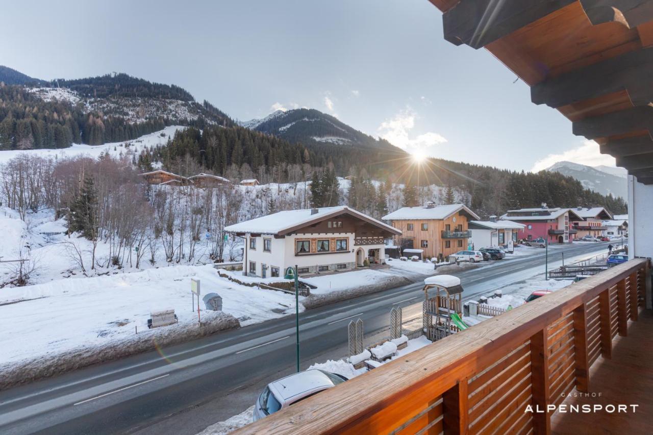 Gasthof Alpensport - Joker Card Included Saalbach-Hinterglemm Exterior foto